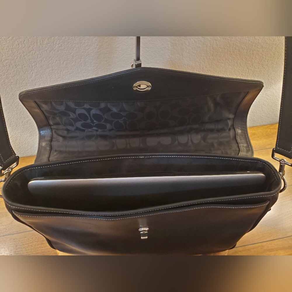 COACH BRIEFCASE IN FANTASTIC CONDITION! AUTHENTICATED! - Picture 14 of 15